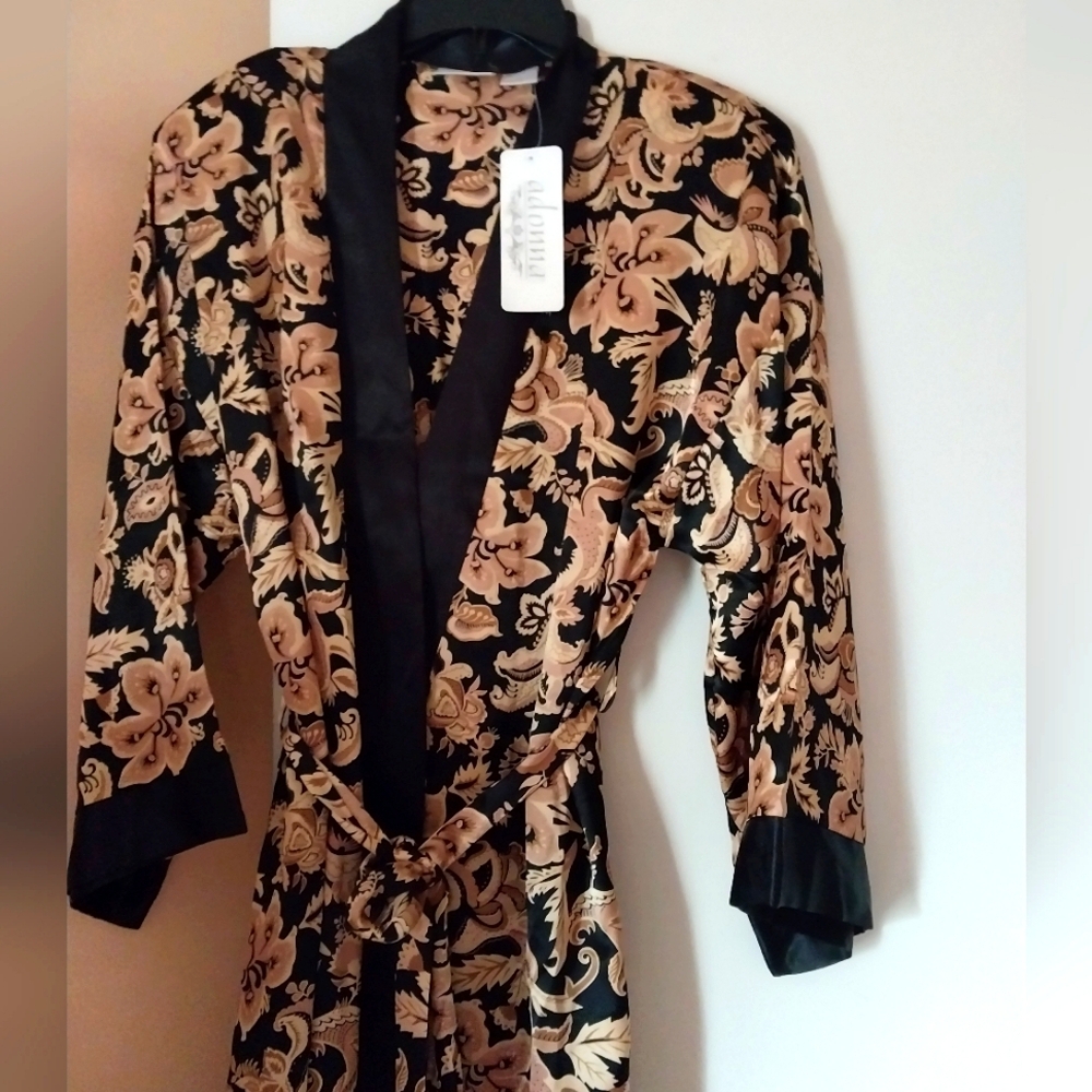 Adonna New Silk Robe - Picture 3 of 5